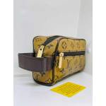  Louis Vuitton handbag for men, fig. 1 