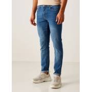  The best cotton jeans with a slim fit, fig. 1 
