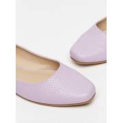  Textured slip-on ballerina shoes, fig. 2 