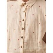  Embroidered woven shirt with short sleeves and buttons, fig. 4 