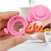  Baby feeding pacifier for fruits and vegetables, fig. 6 