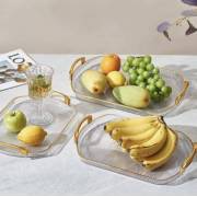  Acrylic serving trays - two sizes, fig. 4 