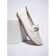  Textured Moccasin Shoes with Metallic Accent, fig. 1 