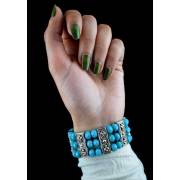  Cyan hand bracelet with silver with a distinctive design, fig. 1 