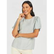  Solid Top with Short Volume Sleeves and Round Neck, fig. 1 